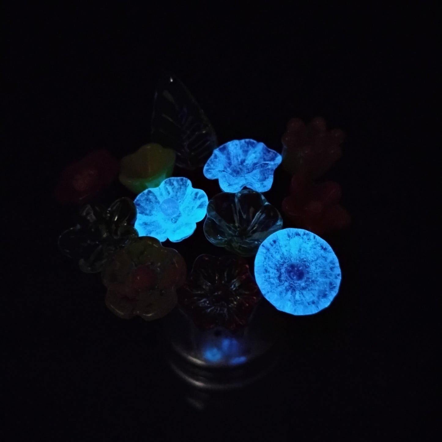 12-Piece Lampwork Glow Flower Set