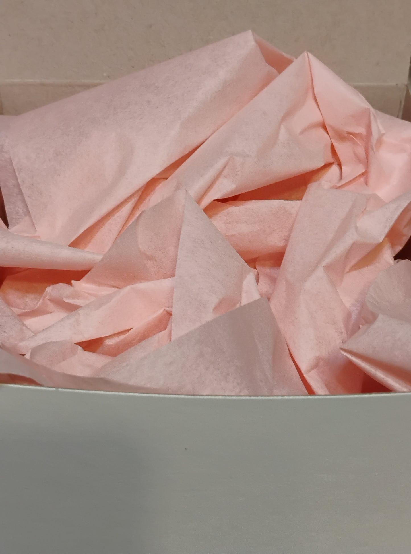 White Gift Box with Pink Tissue Paper – Ready to Wrap, Perfect for Gifting