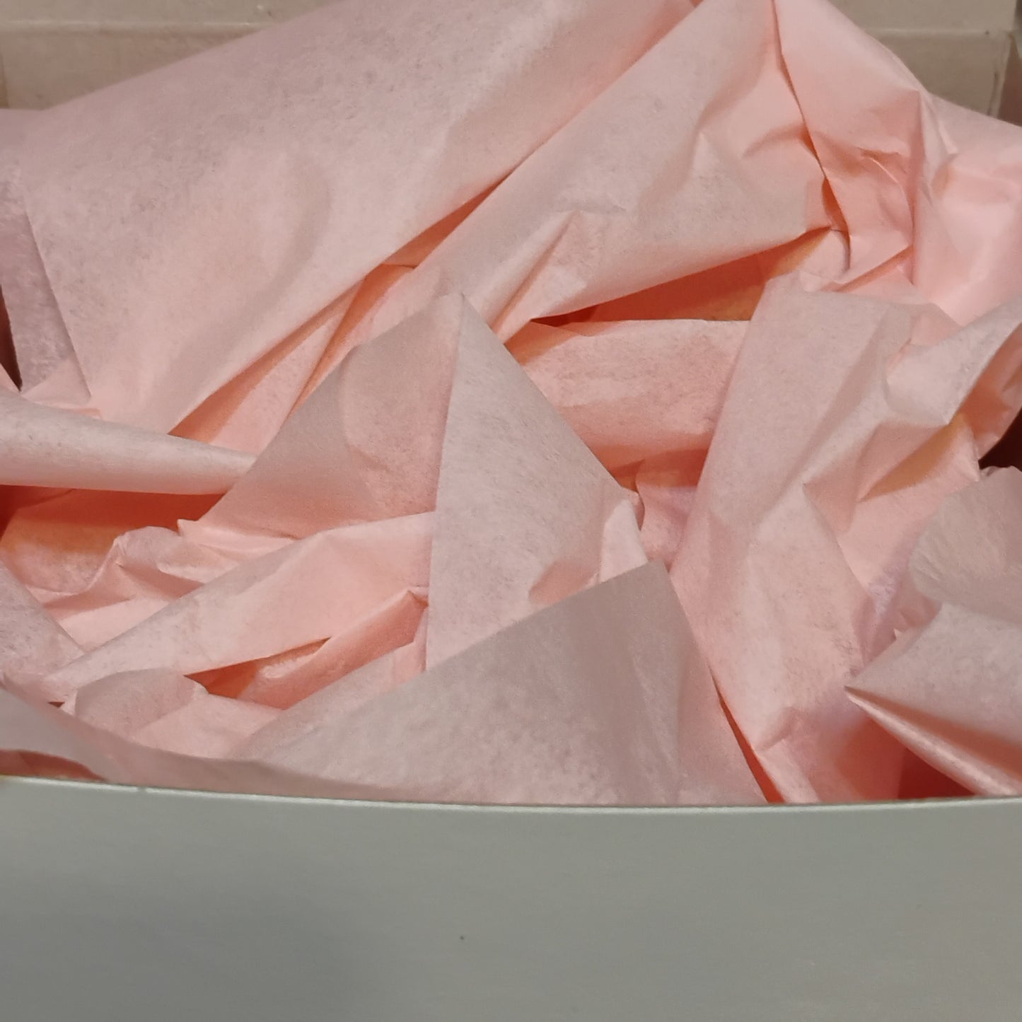 White Gift Box with Pink Tissue Paper – Ready to Wrap, Perfect for Gifting